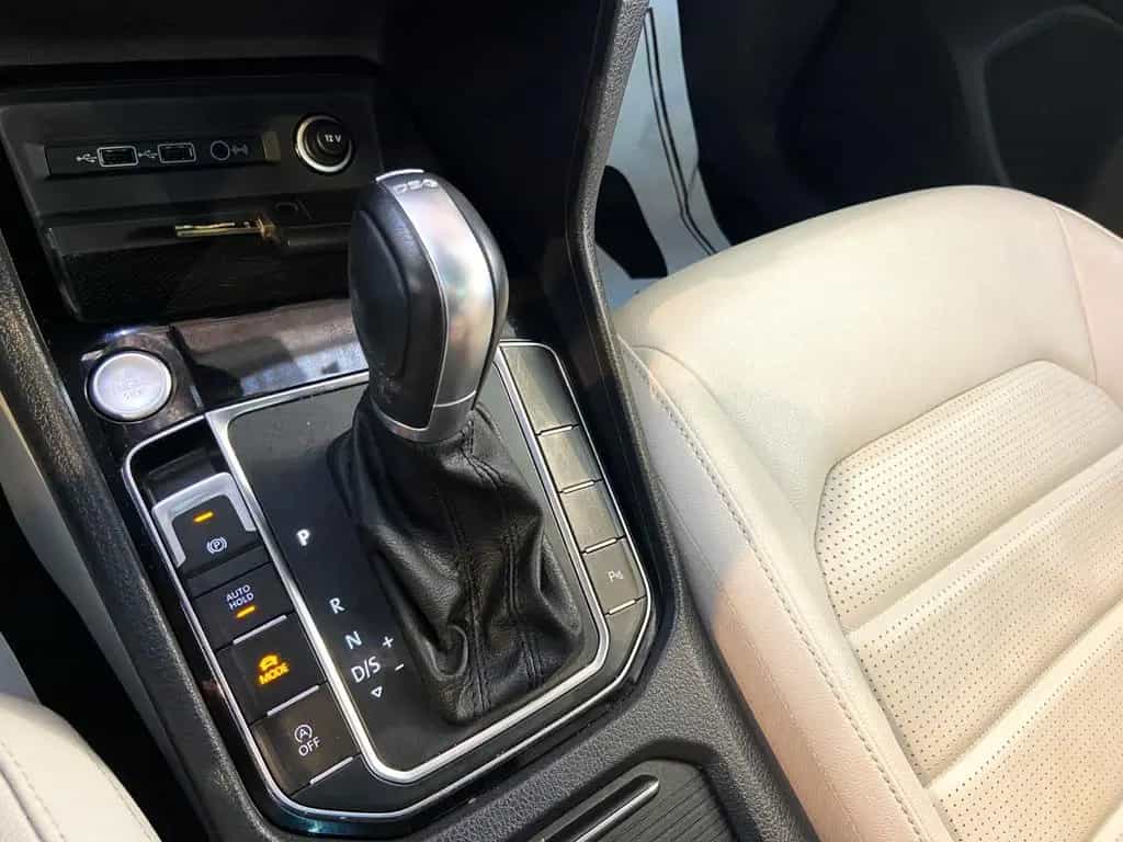 Volkswagen Golf Sportsvan Highline Sonderedition Pano 150PS 07/2018-photo-24