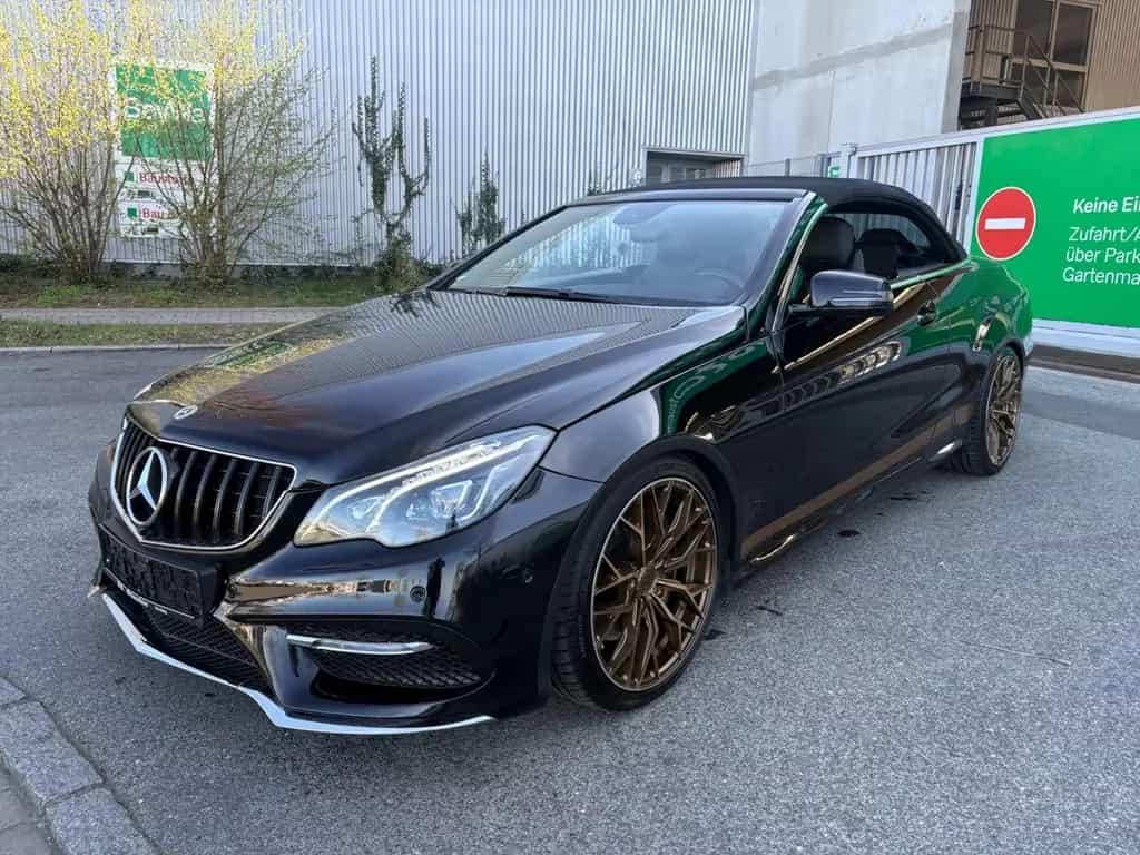 Mercedes-Benz E 500 CGI BlueEfficiency  *AMG-Line* Navi *SHZ* 07/2015-photo-0