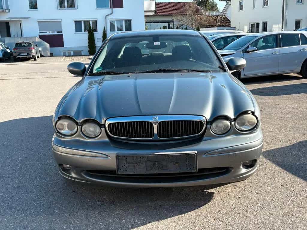 Jaguar X-Type 2 Liter Diesel Classic*MFL*Klima* 03/2004-photo-1