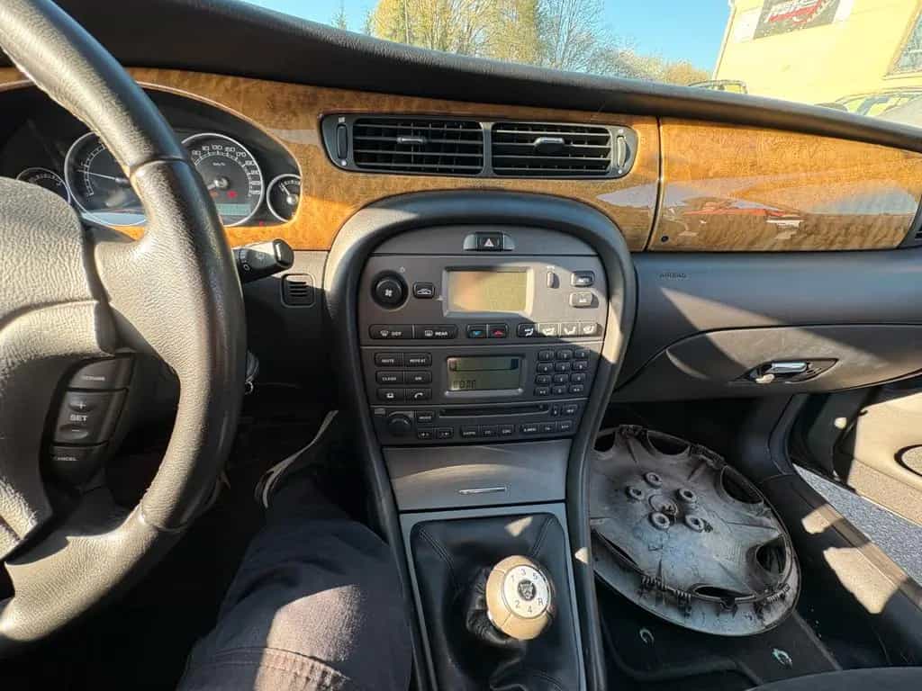 Jaguar X-Type 2 Liter Diesel Classic*MFL*Klima* 03/2004-photo-14