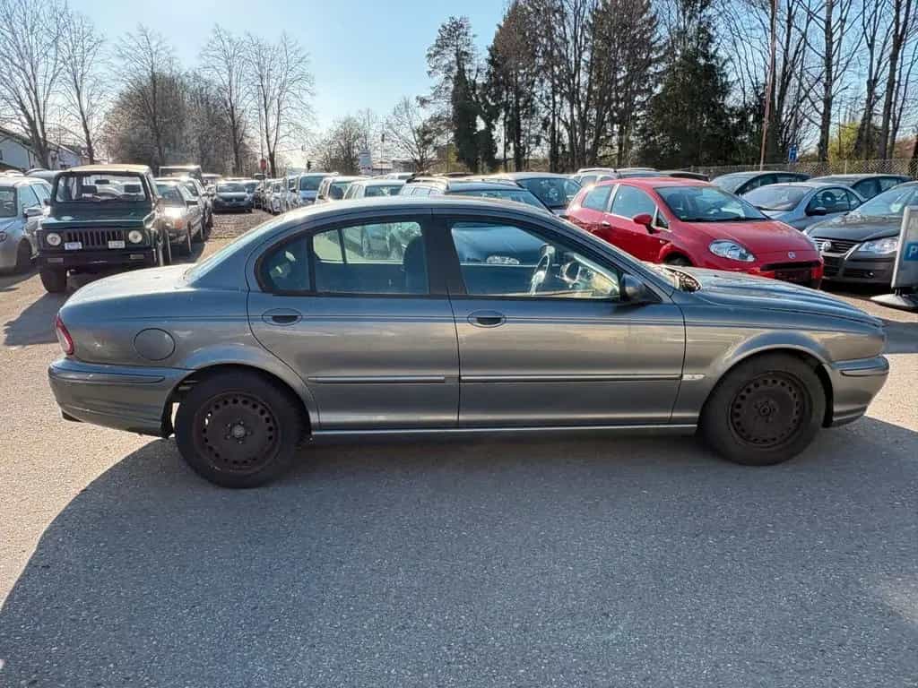 Jaguar X-Type 2 Liter Diesel Classic*MFL*Klima* 03/2004-photo-8