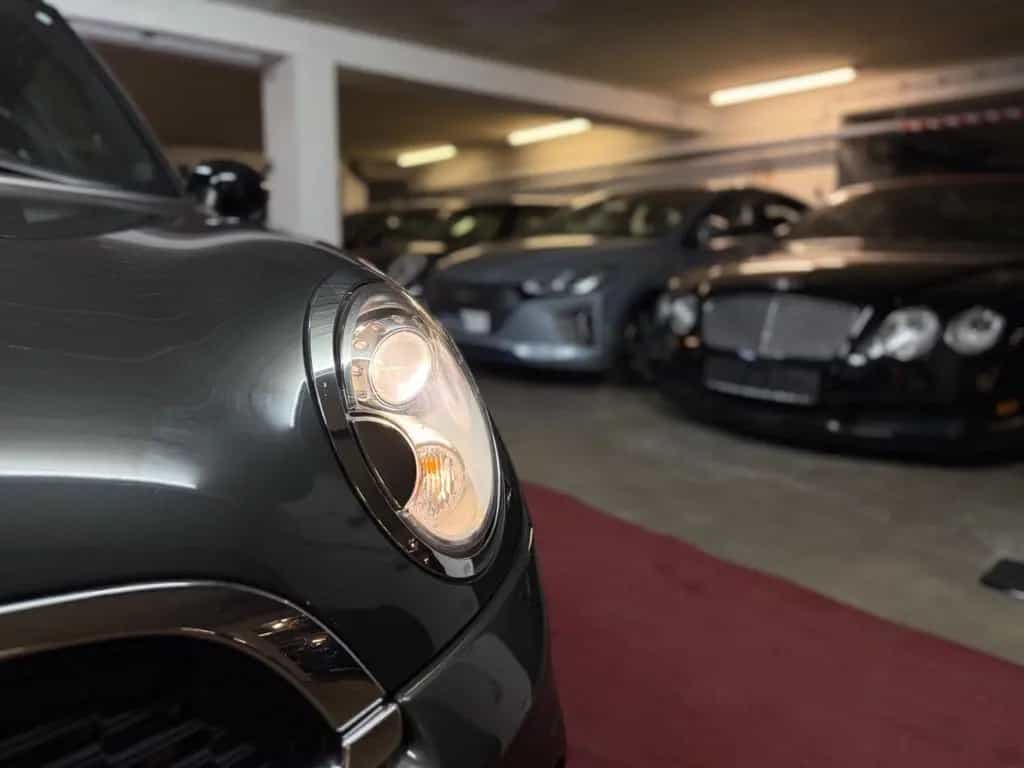 MINI John Cooper Works JOHN_COOPER_WORKS/Scheckheftgf/PANO/NAVI./SHZ/BT 04/2012-photo-10