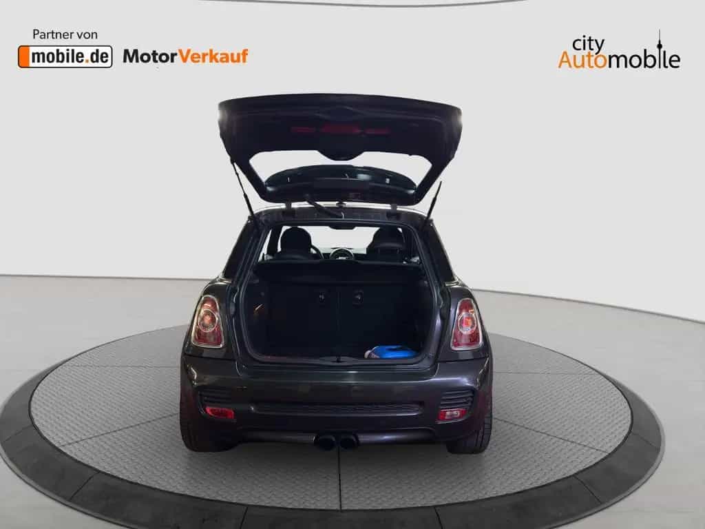 MINI John Cooper Works JOHN_COOPER_WORKS/Scheckheftgf/PANO/NAVI./SHZ/BT 04/2012-photo-32
