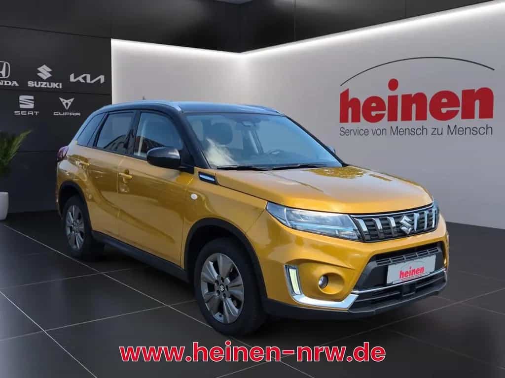 Suzuki Vitara 1.4 DITC 4x2 Comfort NAVI LED ACC 12/2021-photo-1