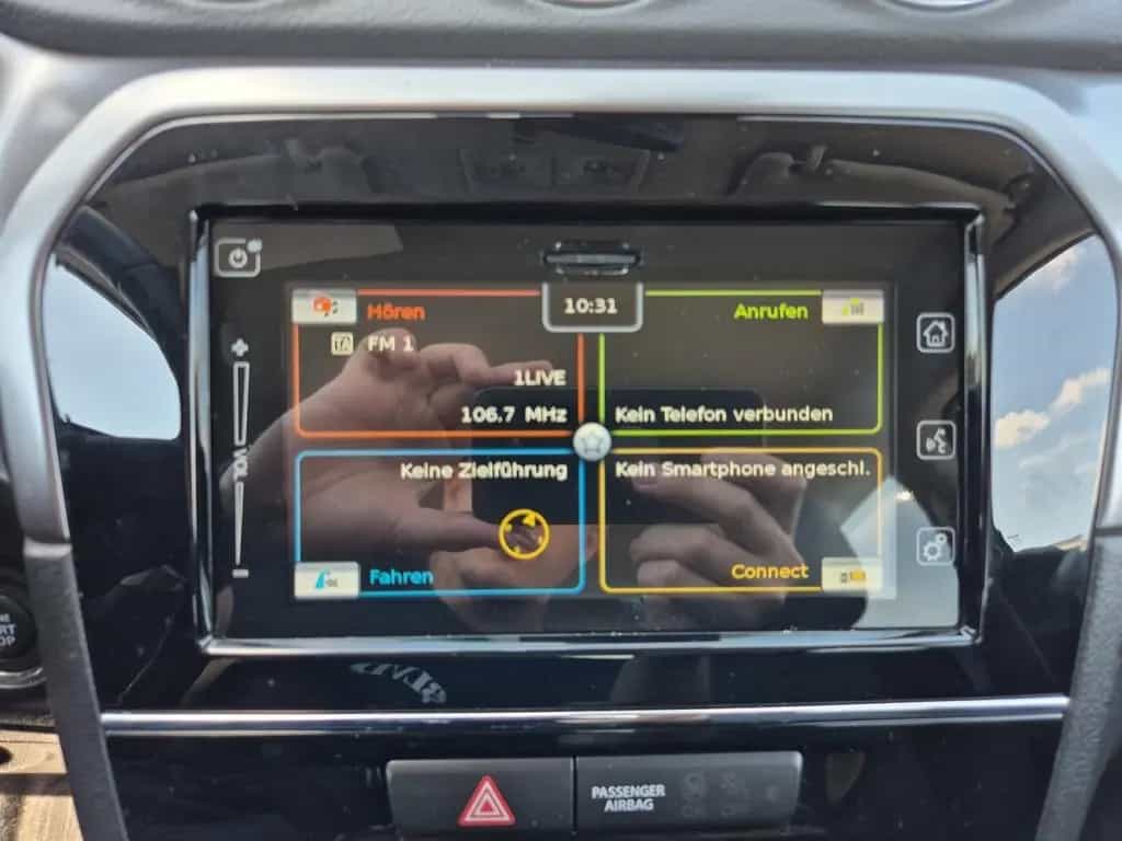 Suzuki Vitara 1.4 DITC 4x2 Comfort NAVI LED ACC 12/2021-photo-12