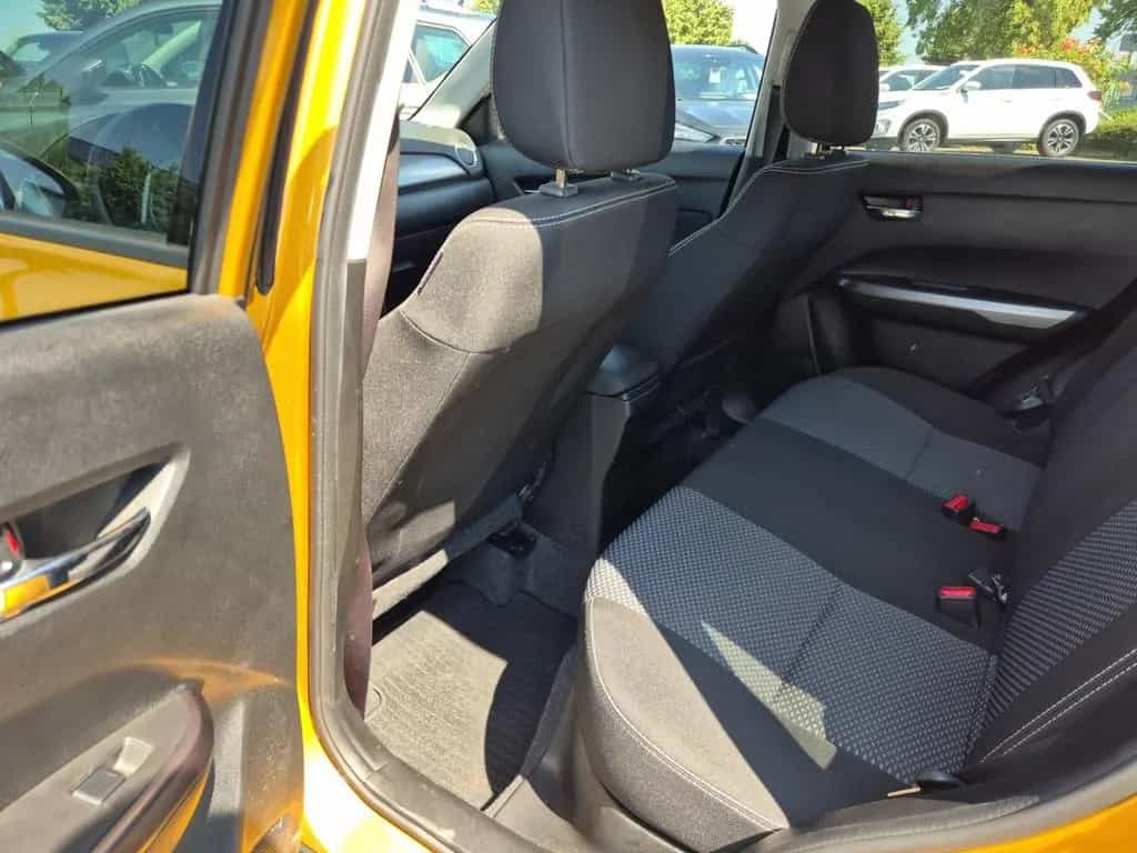 Suzuki Vitara 1.4 DITC 4x2 Comfort NAVI LED ACC 12/2021-photo-6