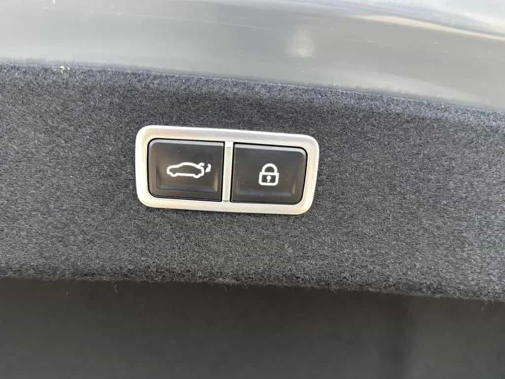 Genesis G80 2.2D RWD Luxury Innov. Pano Comfort Lexicon 04/2022-photo-14