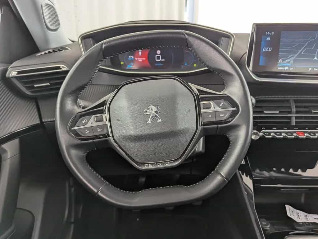 Peugeot 2008 1.2 PureTech 130 Allure Pack LED+NAVI+RFK+ 09/2021-photo-17