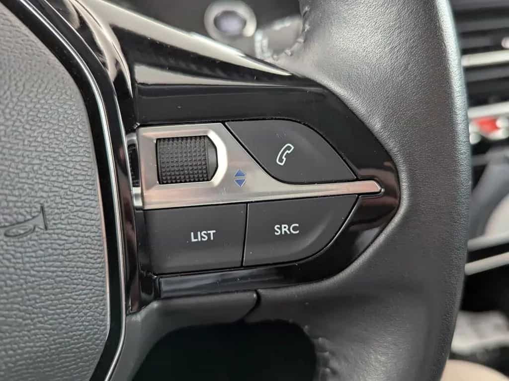 Peugeot 2008 1.2 PureTech 130 Allure Pack LED+NAVI+RFK+ 09/2021-photo-23