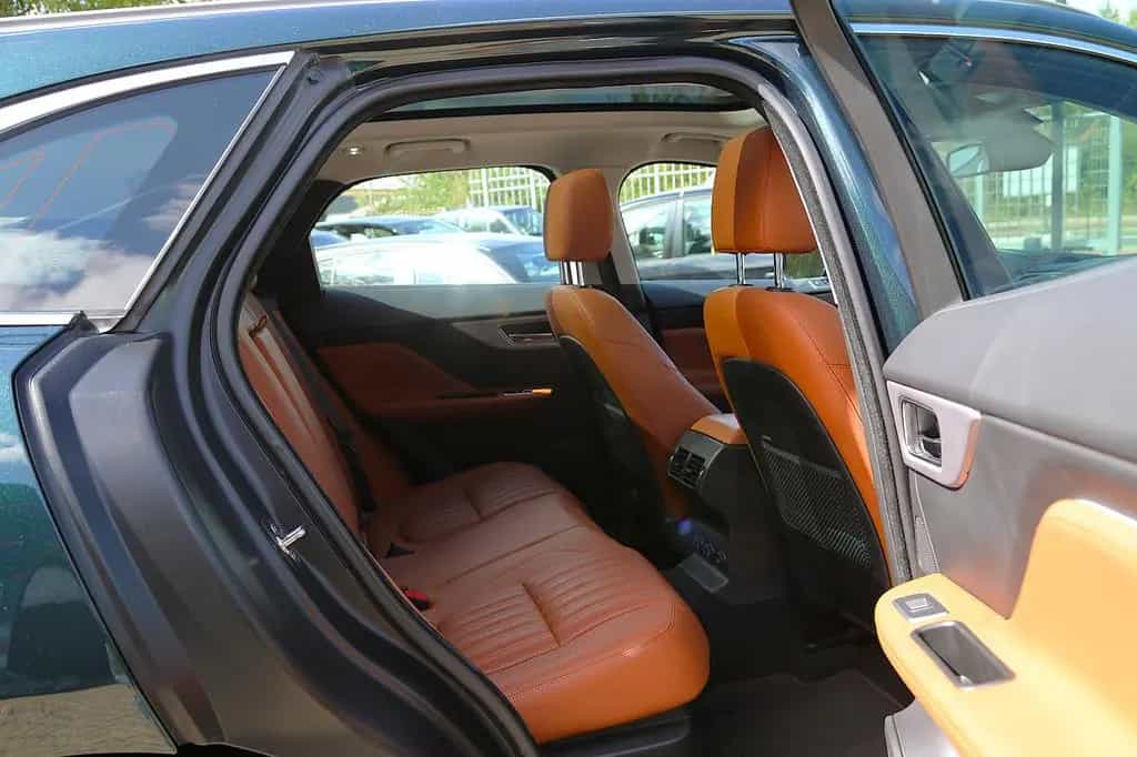 Jaguar F-Pace 20d Portfolio Navi Panorama HUD Kamera 01/2018-photo-19