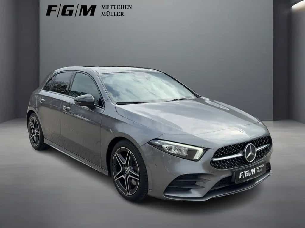 Mercedes-Benz A-Class 220 AMG/PanoDach/LED/PremiumNavi/Night-Paket 09/2019-photo-4