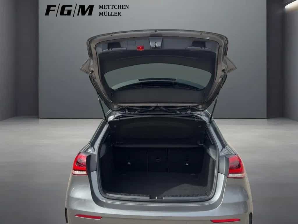 Mercedes-Benz A-Class 220 AMG/PanoDach/LED/PremiumNavi/Night-Paket 09/2019-photo-5