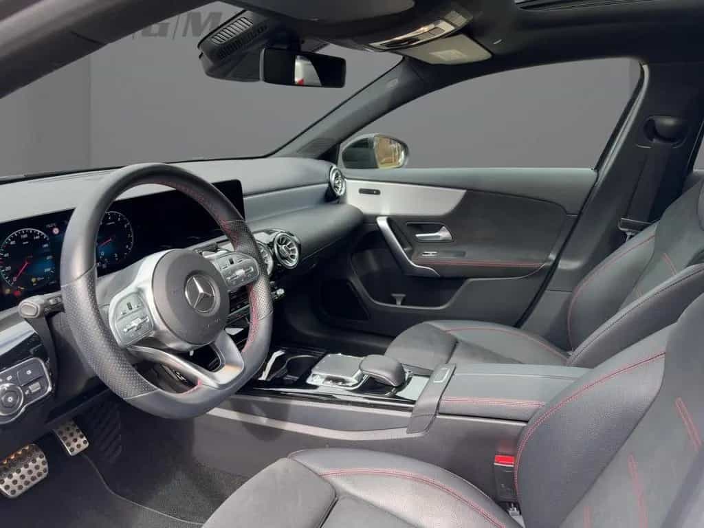 Mercedes-Benz A-Class 220 AMG/PanoDach/LED/PremiumNavi/Night-Paket 09/2019-photo-6