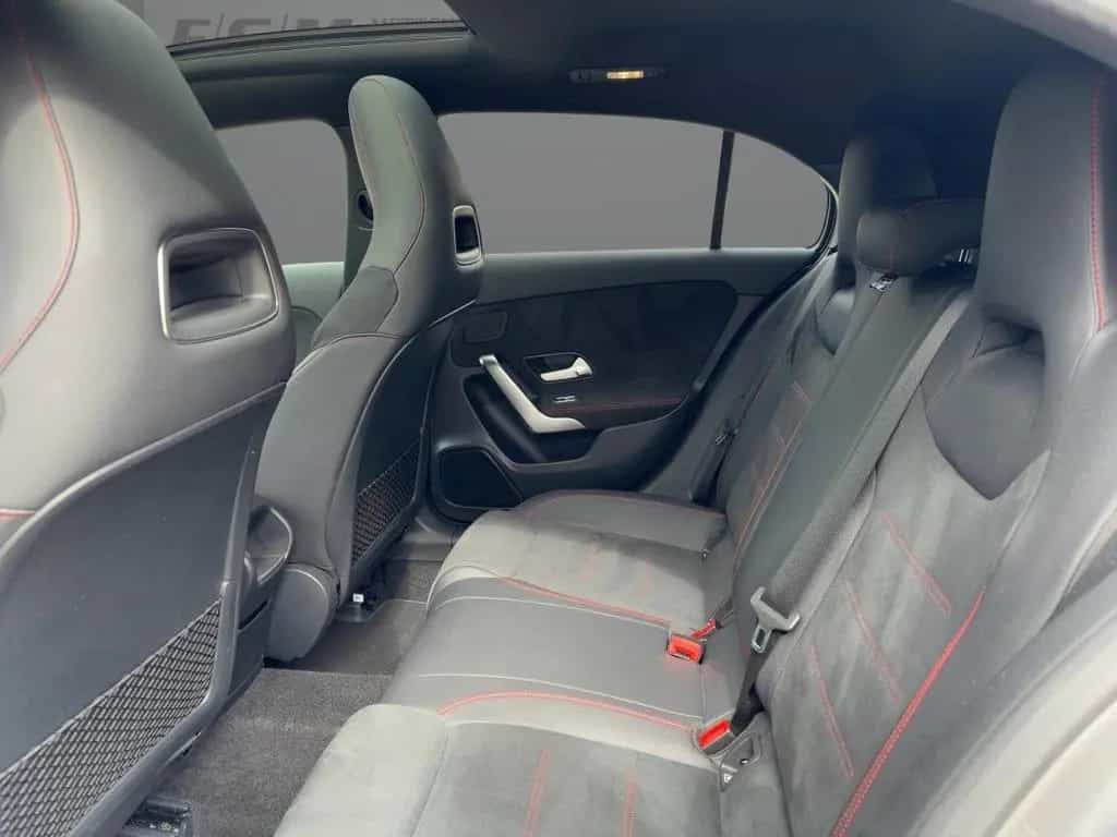 Mercedes-Benz A-Class 220 AMG/PanoDach/LED/PremiumNavi/Night-Paket 09/2019-photo-7
