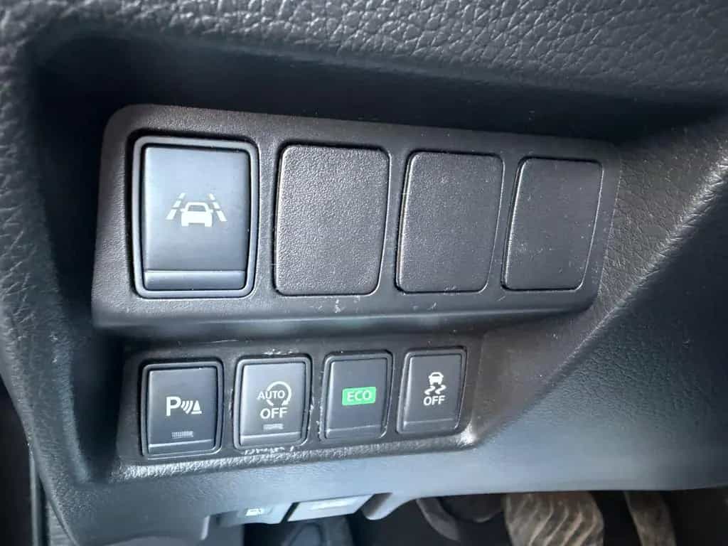 Nissan Qashqai 1.2 DIG-T XTRONIC 08/2015-photo-10