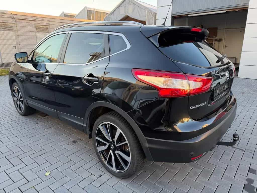 Nissan Qashqai 1.2 DIG-T XTRONIC 08/2015-photo-18