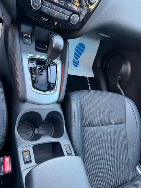 Nissan Qashqai 1.2 DIG-T XTRONIC 08/2015-photo-8