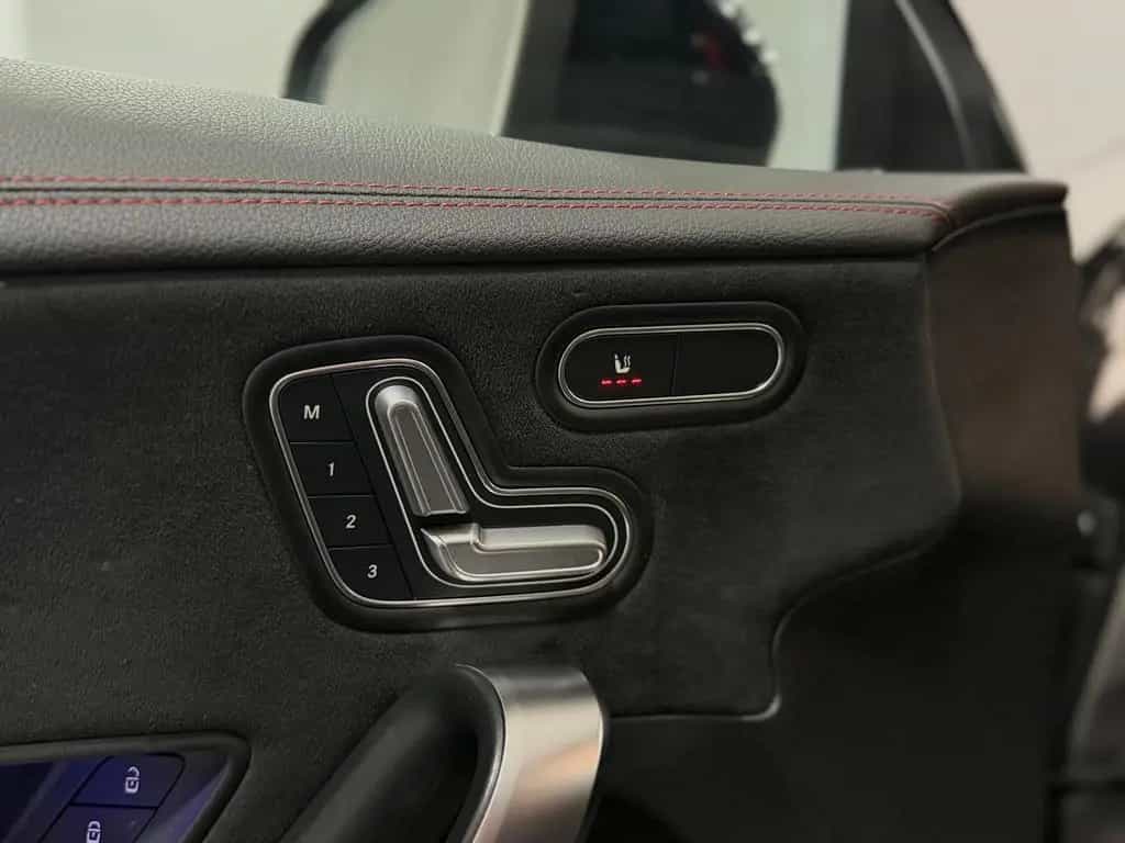 Mercedes-Benz CLA-Class 45 S AMG 4M *AERO*PERF. SITZE*PANO*BURM*DIST 10/2021-photo-17