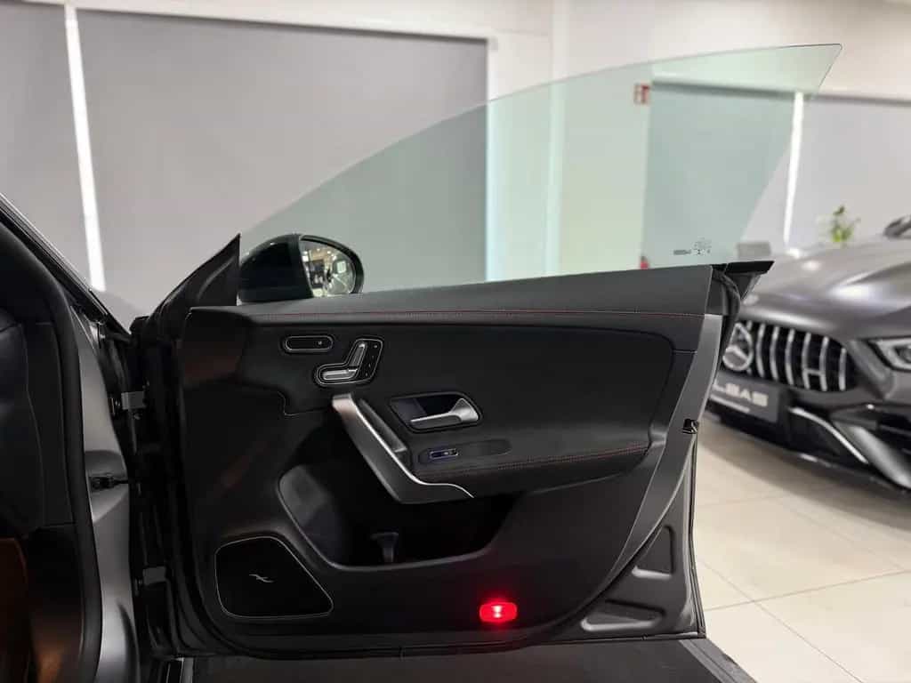 Mercedes-Benz CLA-Class 45 S AMG 4M *AERO*PERF. SITZE*PANO*BURM*DIST 10/2021-photo-28