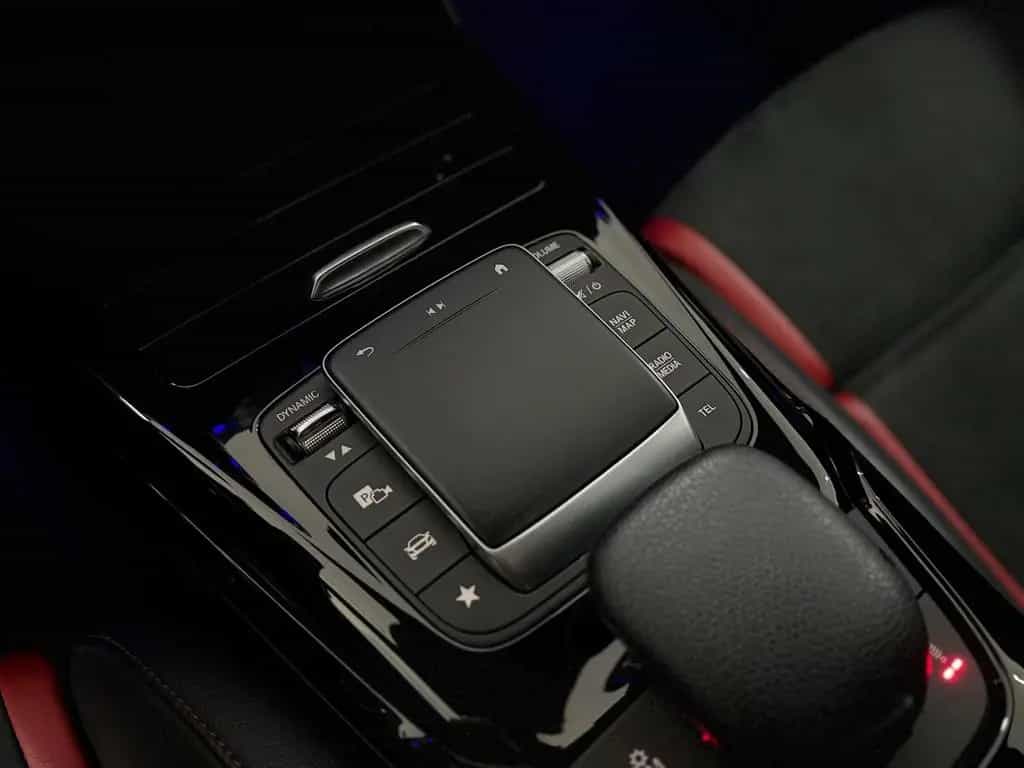 Mercedes-Benz CLA-Class 45 S AMG 4M *AERO*PERF. SITZE*PANO*BURM*DIST 10/2021-photo-33