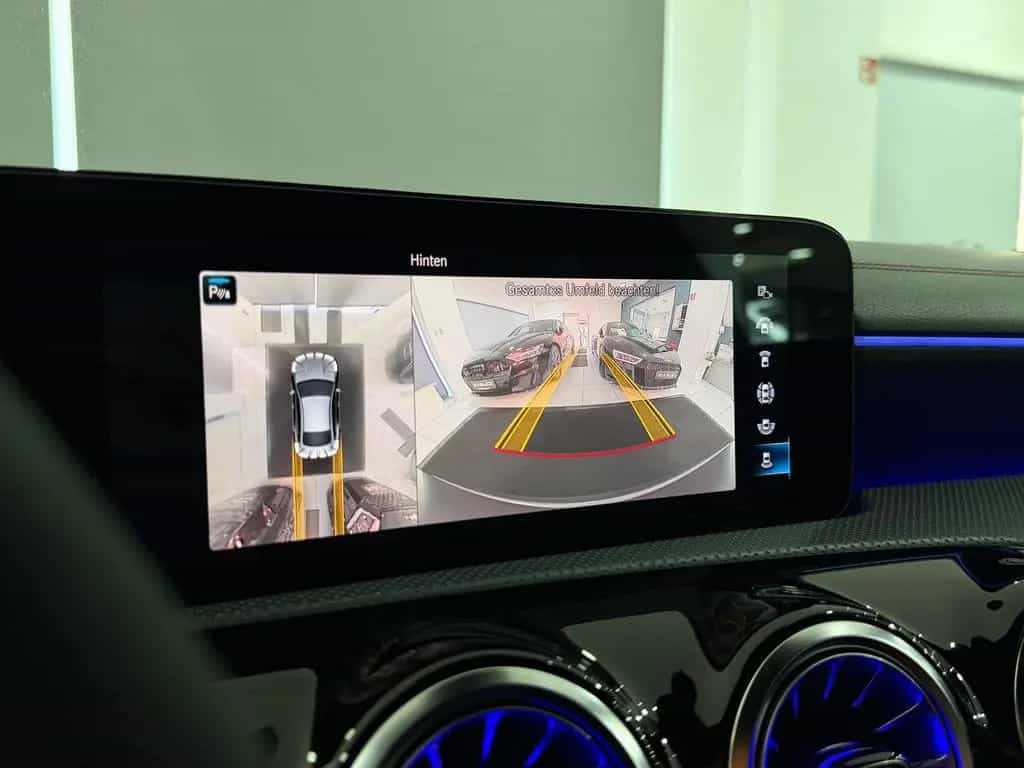 Mercedes-Benz CLA-Class 45 S AMG 4M *AERO*PERF. SITZE*PANO*BURM*DIST 10/2021-photo-36