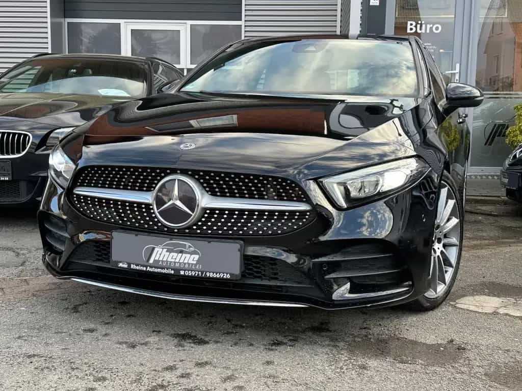 Mercedes-Benz A-Class 180*AMG*NIGHT*WIDESCREEN*MBUX*LED*ALCANTARA* 04/2019-photo-0