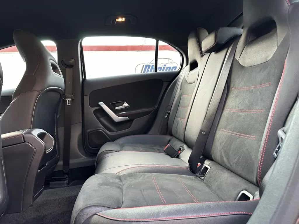 Mercedes-Benz A-Class 180*AMG*NIGHT*WIDESCREEN*MBUX*LED*ALCANTARA* 04/2019-photo-21