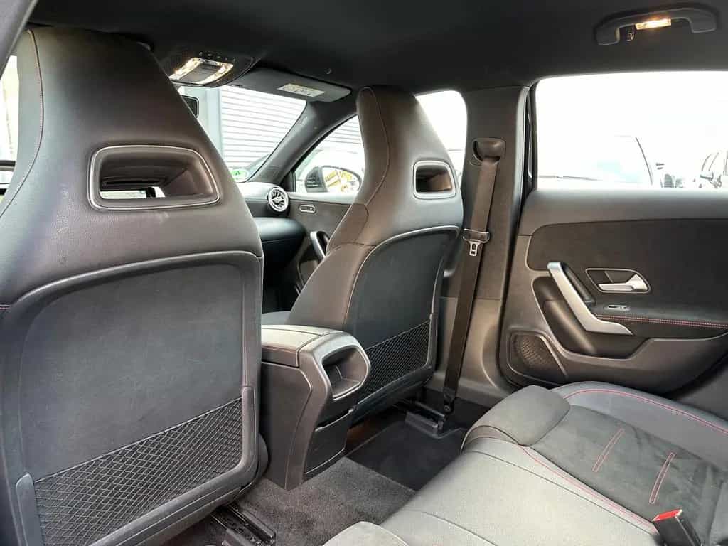 Mercedes-Benz A-Class 180*AMG*NIGHT*WIDESCREEN*MBUX*LED*ALCANTARA* 04/2019-photo-22
