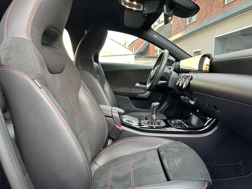 Mercedes-Benz A-Class 180*AMG*NIGHT*WIDESCREEN*MBUX*LED*ALCANTARA* 04/2019-photo-25