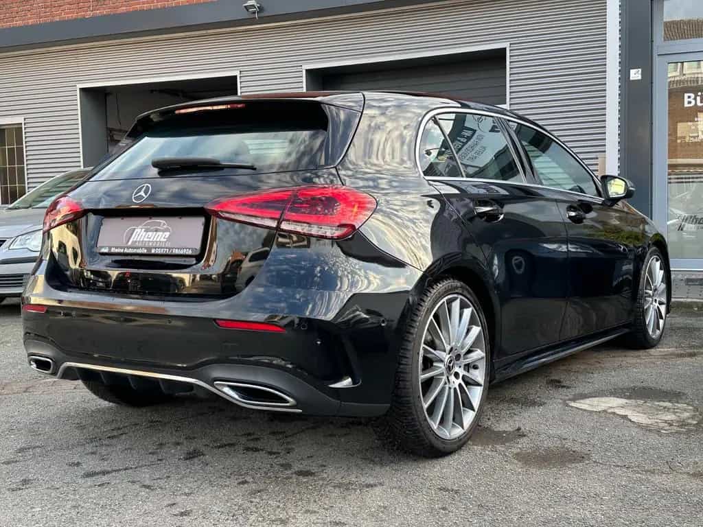 Mercedes-Benz A-Class 180*AMG*NIGHT*WIDESCREEN*MBUX*LED*ALCANTARA* 04/2019-photo-4