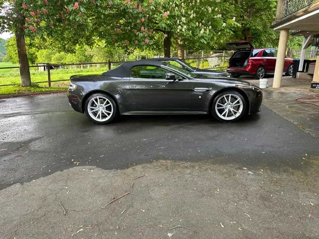 Aston Martin V8 Vantage Roadster 4.7l 07/2014-photo-4