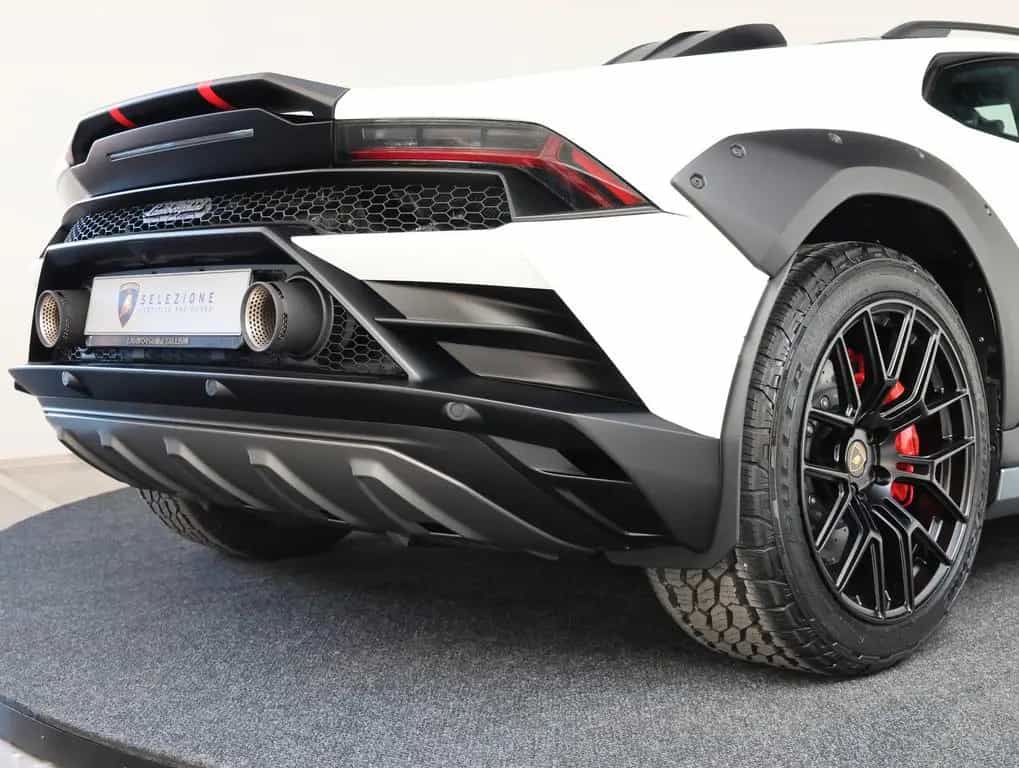 Lamborghini Huracán Sterrato 01/2026-photo-20