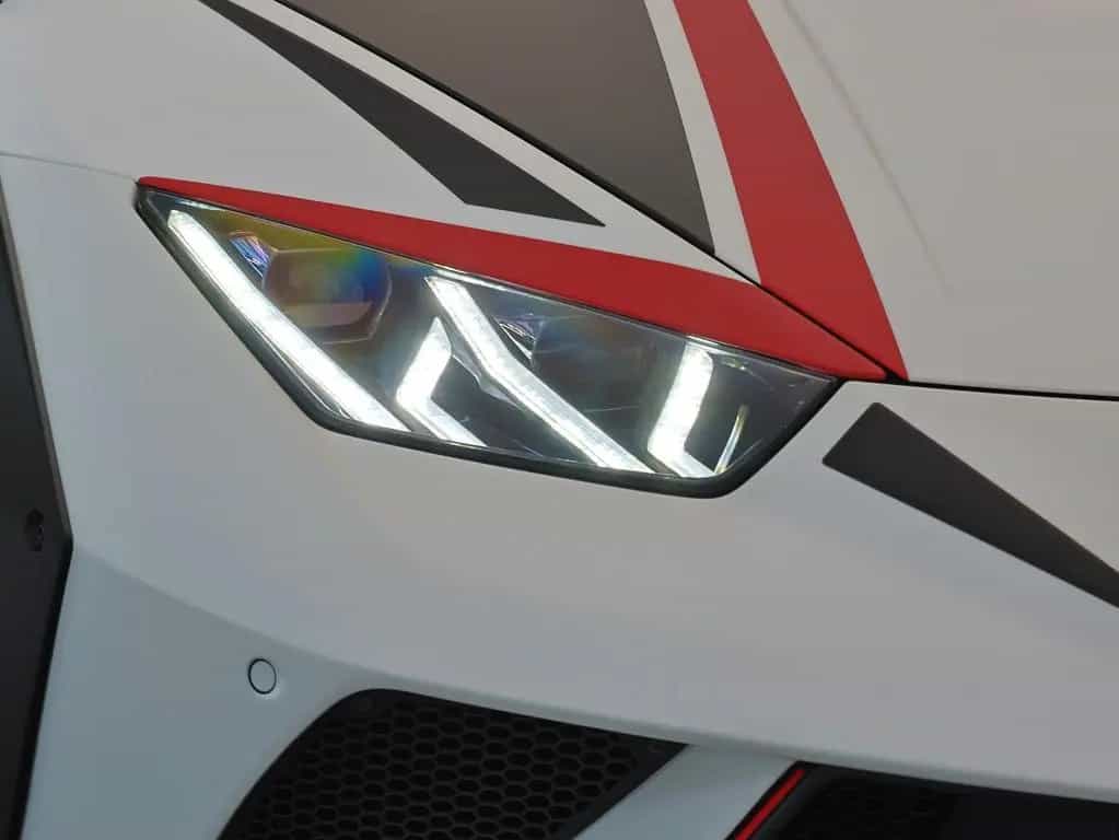 Lamborghini Huracán Sterrato 01/2026-photo-23