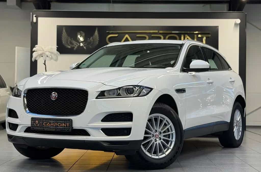 Jaguar F-Pace 2.0l Pure AWD AHK/LED/Navi/BT/SHZ 06/2016-photo-1