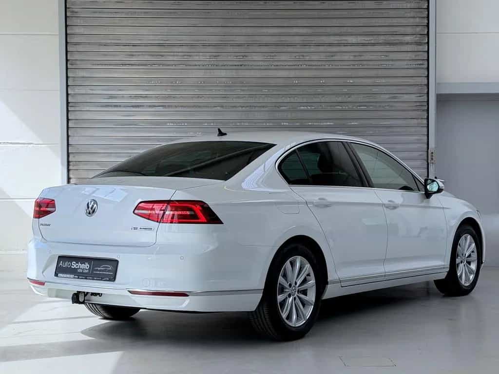 Volkswagen Passat Highline Aut.*1.Hand*ACC*Virtuel*Kamera* 03/2018-photo-11