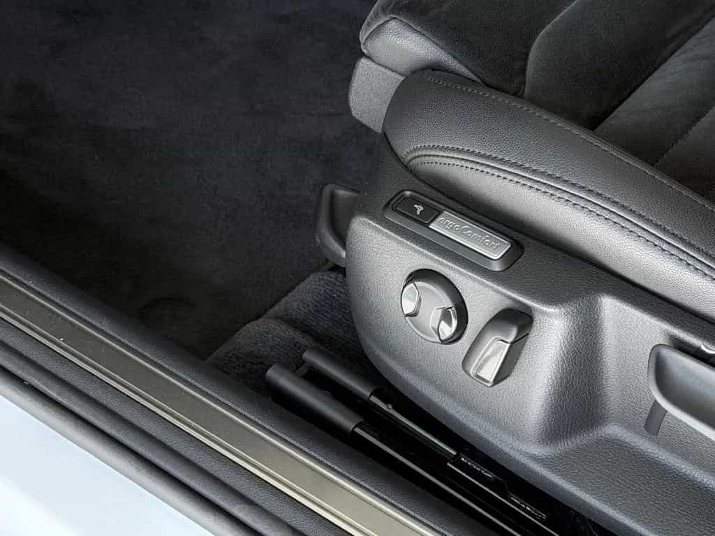 Volkswagen Passat Highline Aut.*1.Hand*ACC*Virtuel*Kamera* 03/2018-photo-20