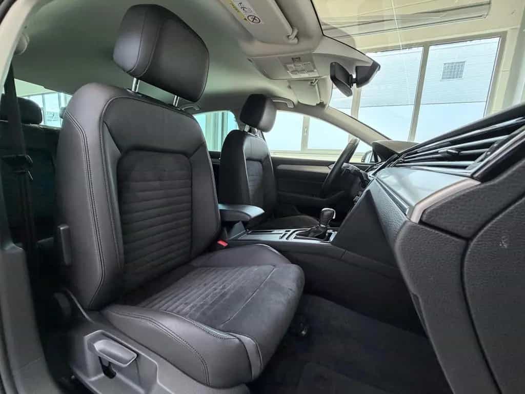 Volkswagen Passat Highline Aut.*1.Hand*ACC*Virtuel*Kamera* 03/2018-photo-28