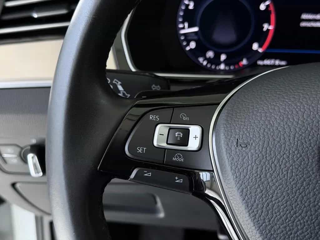 Volkswagen Passat Highline Aut.*1.Hand*ACC*Virtuel*Kamera* 03/2018-photo-30