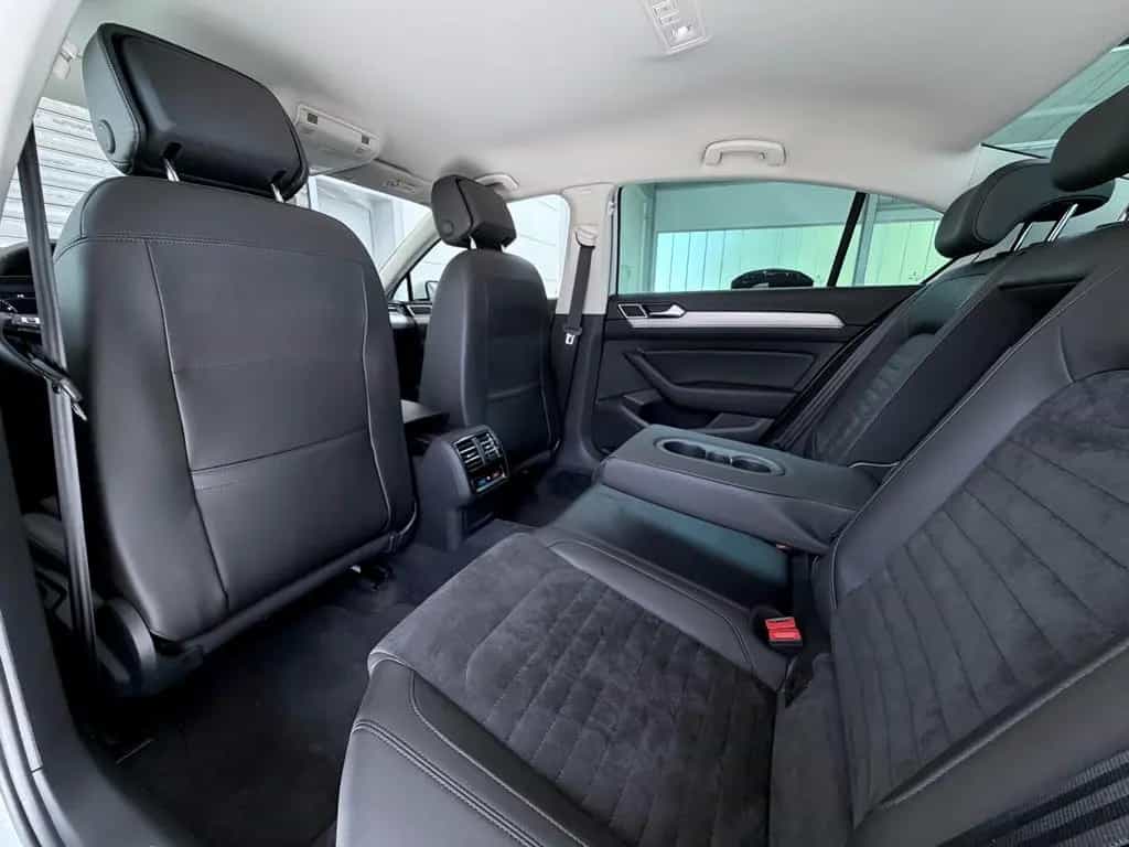 Volkswagen Passat Highline Aut.*1.Hand*ACC*Virtuel*Kamera* 03/2018-photo-31