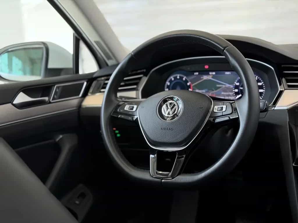 Volkswagen Passat Highline Aut.*1.Hand*ACC*Virtuel*Kamera* 03/2018-photo-36