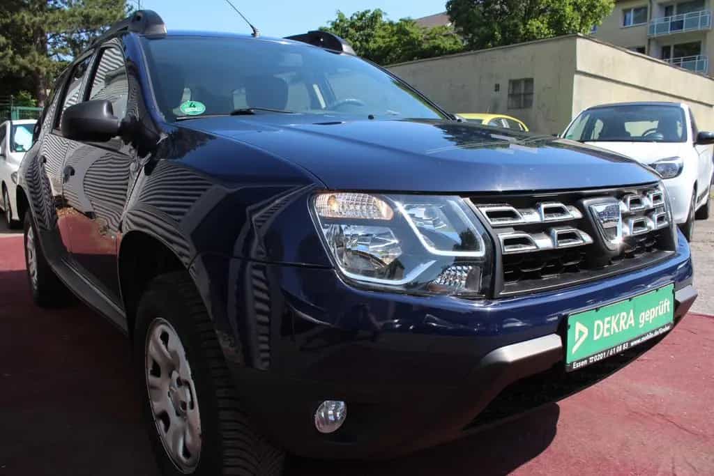 Dacia Duster 1.2 KLIMA NAVIGATION PDC ALLWETTER 2.Hd 09/2016-photo-1