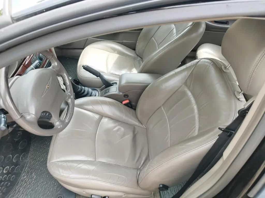 Chrysler Sebring 04/2002-photo-5