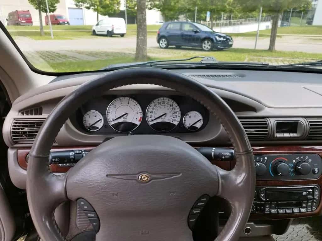Chrysler Sebring 04/2002-photo-6