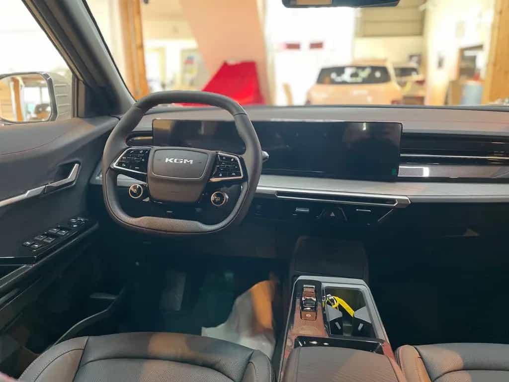 KGM Actyon 1.5 LUX Automatik /4WD/Allrad zweifarbig null-photo-11