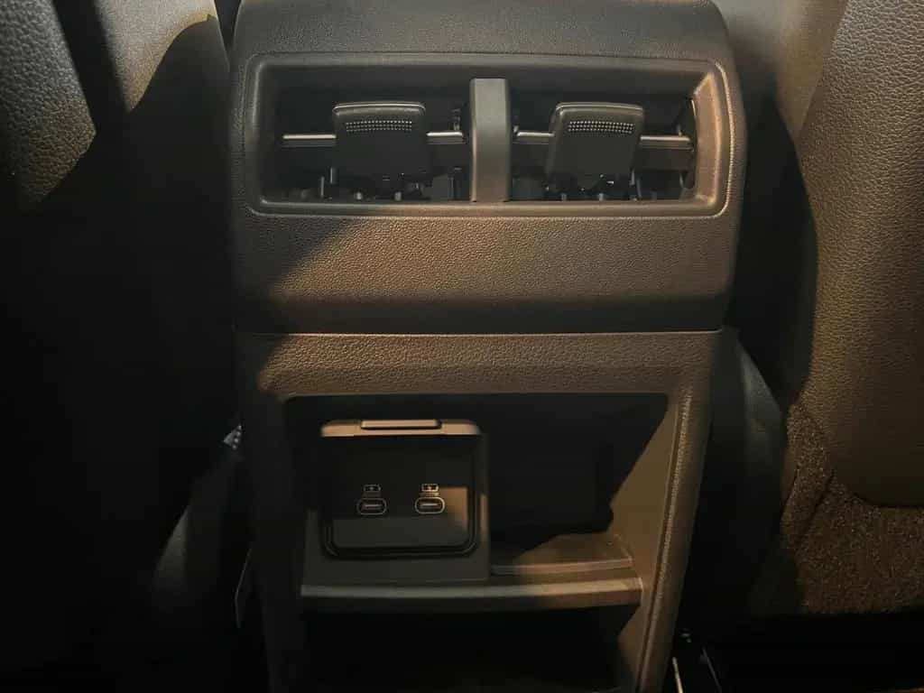 KGM Actyon 1.5 LUX Automatik /4WD/Allrad zweifarbig null-photo-12