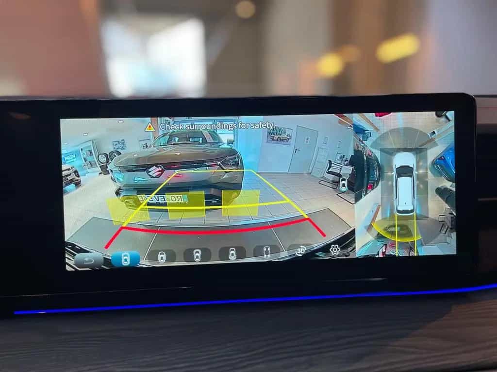 KGM Actyon 1.5 LUX Automatik /4WD/Allrad zweifarbig null-photo-25