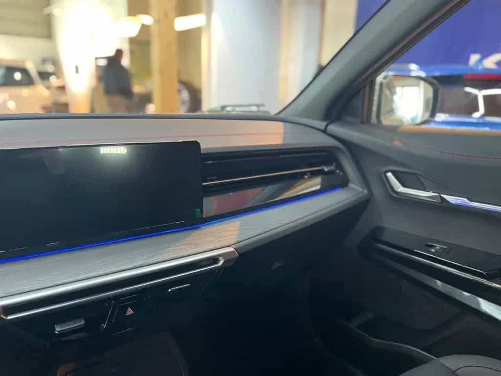 KGM Actyon 1.5 LUX Automatik /4WD/Allrad zweifarbig null-photo-30