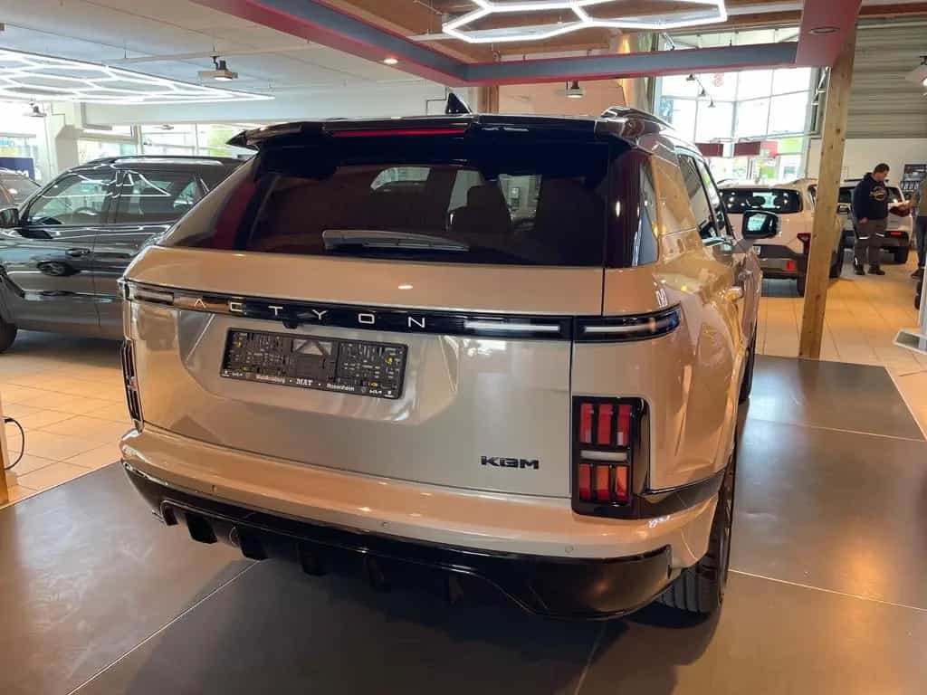 KGM Actyon 1.5 LUX Automatik /4WD/Allrad zweifarbig null-photo-36