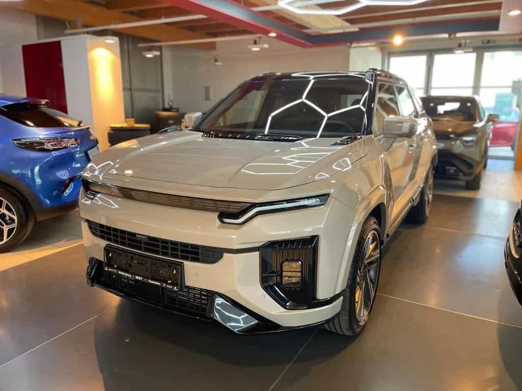 KGM Actyon 1.5 LUX Automatik /4WD/Allrad zweifarbig null-photo-42