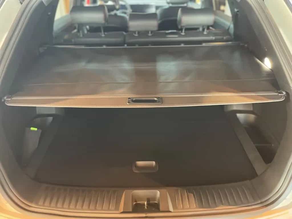 KGM Actyon 1.5 LUX Automatik /4WD/Allrad zweifarbig null-photo-8